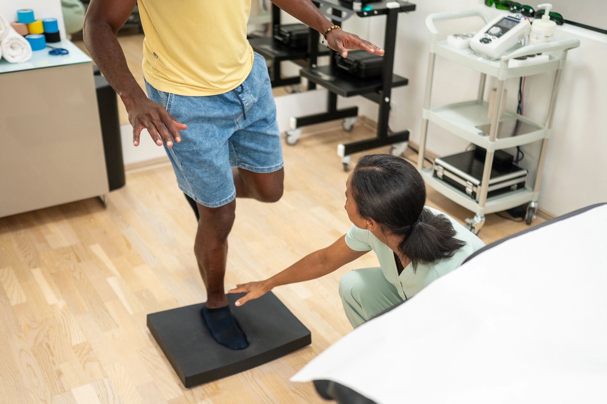 Supportive practitioner consultation in a clinical wellness setting